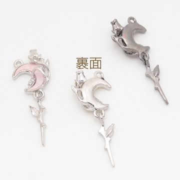 月チャーム 三日月 いばら 揺れる枝 ストーン付き 宇宙チャーム メタルチャーム 約16×41mm（2ヶ）