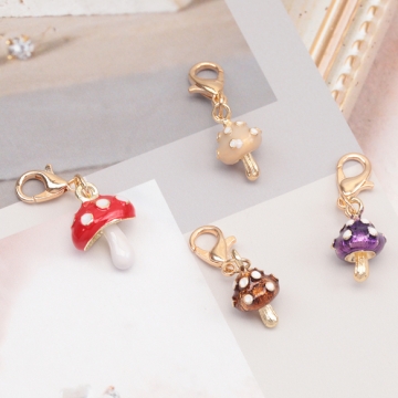 カニカン付きチャーム きのこ キノコ 茸 スマホチャーム マスクチャーム ストラップチャーム キーホルダーチャーム (1ヶ)