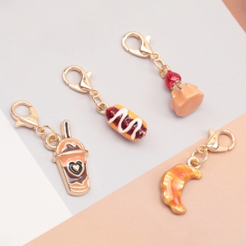 カニカン付きチャーム スイーツ カフェ ケーキ ドーナツ クロワッサン アイス 食べ物 スマホチャーム マスクチャーム（1ヶ）