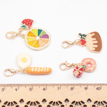 カニカン付きチャーム フルーツ スイーツ ケーキ ドーナツ フラワー スマホチャーム マスクチャーム ストラップ（1ヶ）