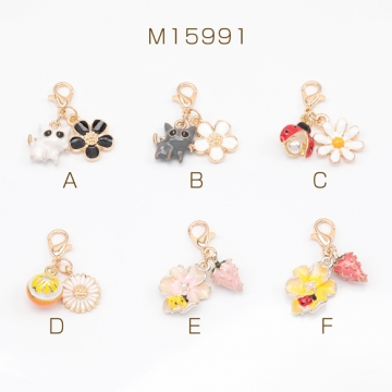 カニカン付きチャーム オレンジ 猫 花 てんとう虫 苺 スマホチャーム マスクチャーム ストラップ キーホルダー（1ヶ）