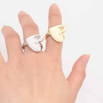 デザインリング 大きめハート 指輪 メタル オープンリング 15号内径約17.7mm(幅約23mm)（1ヶ）