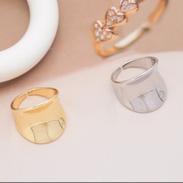 ファッションリング 指輪 ワイドリング 幅広リング カーブリング サイズ調整可 内径約17.7mm(幅約21mm)（1個）