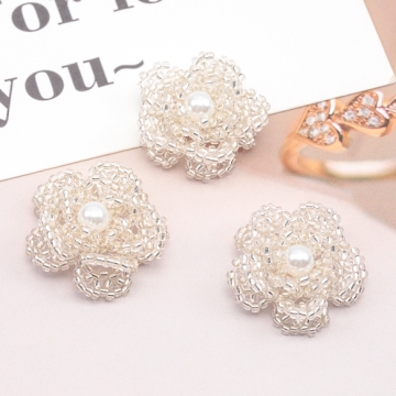 ビーズ編みパーツ お花 五弁花 編みフラワー 手作り ビーズ編みチャーム 貼り付けパーツ 約28mm（1ヶ）