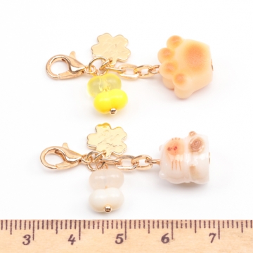 カニカン付きチャーム アニマルの足跡 スマホチャーム マスクチャーム ストラップ キーホルダー（1ヶ）