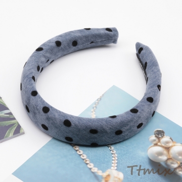 カチューシャ 水玉ドット柄 ボリューム感 厚みのあるヘアバンド ウール 秋冬用 髪飾り ヘアアクセサリー 幅約3cm（1ヶ）