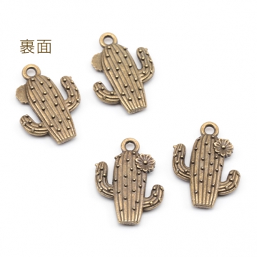 サボテンチャーム ミニフラワー付き 真鍮古美 植物チャーム メタルチャーム 約15×20mm（4ヶ）
