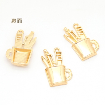 文房具チャーム ペンと定規 文具セット 文房具 半面 ミニチュア メタルチャーム 約14×24mm（4ヶ）