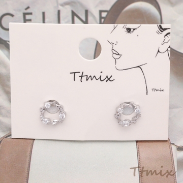 デザインピアス フラワー リース風 ストーン付き シルバーカラー 銅製 スタッドピアス 約6×7mm（2ヶ）