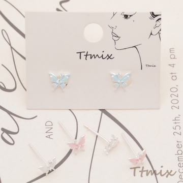 デザインピアス 蝶々 エポカラー スタッドピアス メタルピアス 約6×6mm（1ペア）