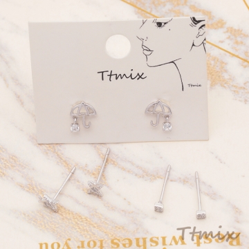 デザインピアス 傘モチーフ 星モチーフ スクエア ストーン付き スタッドピアス メタルピアス 3種（1セット）