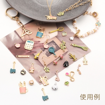 鳥チャーム 鳥モチーフ ホワイト シマエナガ 生き物チャーム エポチャーム メタルチャーム 約11×14mm（4ヶ）