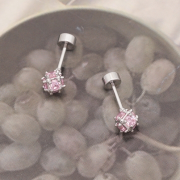 バーベルピアス 立体 キューブ ストーン付き ステンレス製 メッキ加工 デザインピアス 約5mm（ 1ペア）