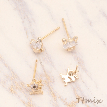 デザインピアス 猫 トナカイ ハート ジルコニア スタッドピアス 3種（1セット）
