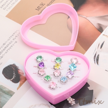 キッズ用リング ランダム ラインストーン 子ども用 おもちゃの指輪 オープンリング 外径約17mm内径約15mm（1ケース）