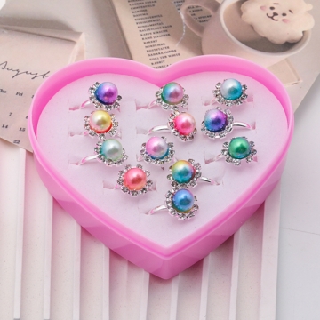 キッズ用リング ランダム パール風 子ども用 おもちゃの指輪 オープンリング 外径約17mm内径約15mm（1ケース）