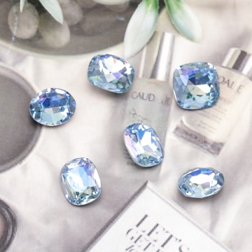 ガラスストーン ブルーカラー キラキラ 穴なし 立体 Vカット ビジュー 貼り付け ガラスパーツ 全3種（2ヶ）