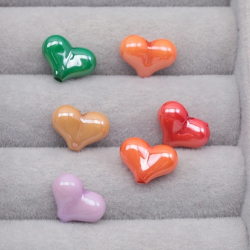 アクリルビーズ ぷっくりハート 縦穴 光沢感 ツヤあり 立体 アクリルパーツ カラーランダム 約9×12mm（6ヶ）