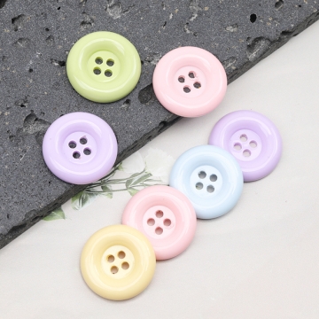 手芸ボタン 丸型 4穴 ラウンド 服飾パーツ 樹脂製 シンプル 無地 パステル カラーランダム 約20mm（6ヶ）