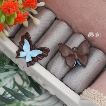 蝶チャーム ちょうちょモチーフ バイカラー ライトブルー×ブラウン チョコミント風 メタルチャーム 約18×21mm（2ヶ）